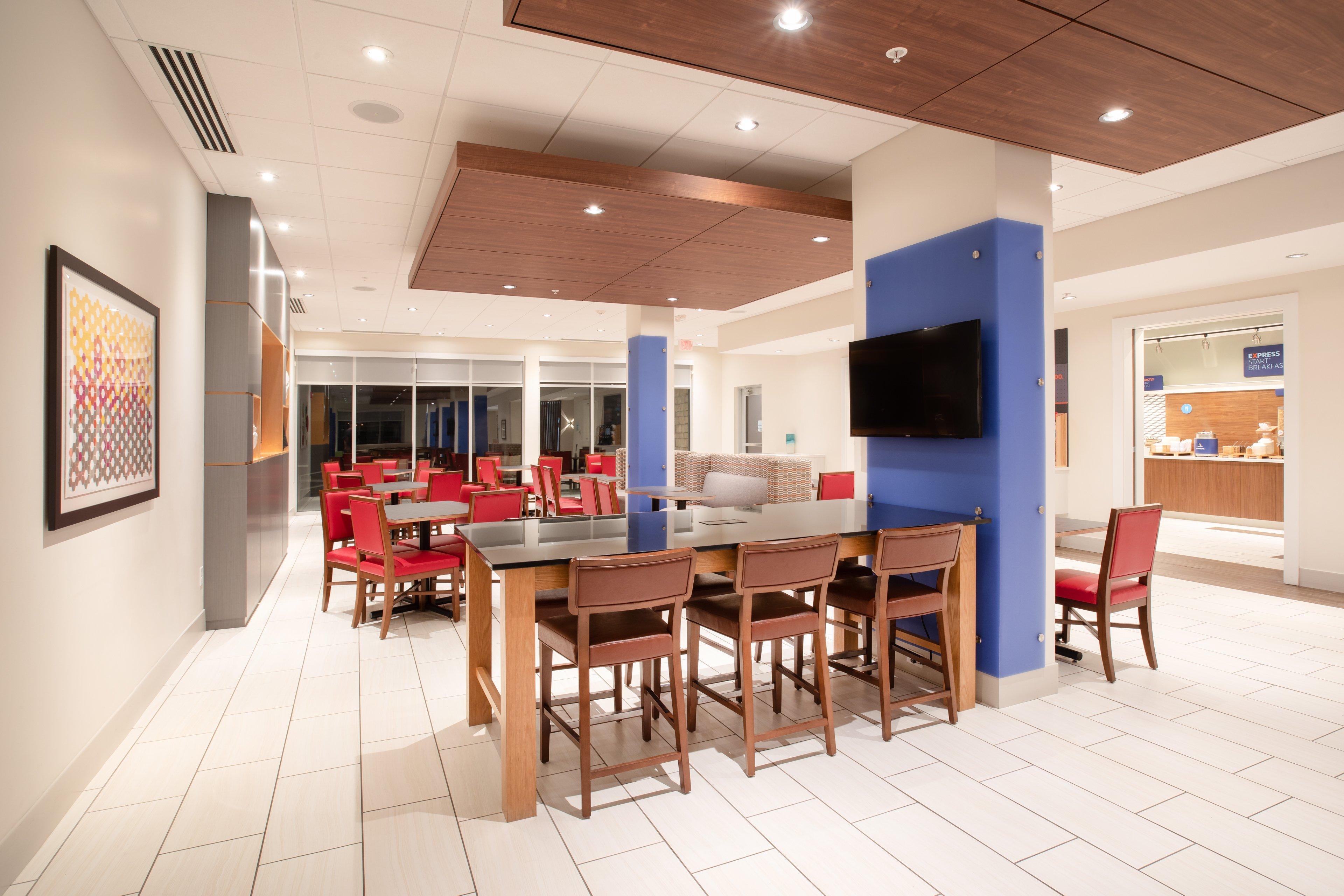 Holiday Inn Express & Suites - Sterling By Ihg Bagian luar foto
