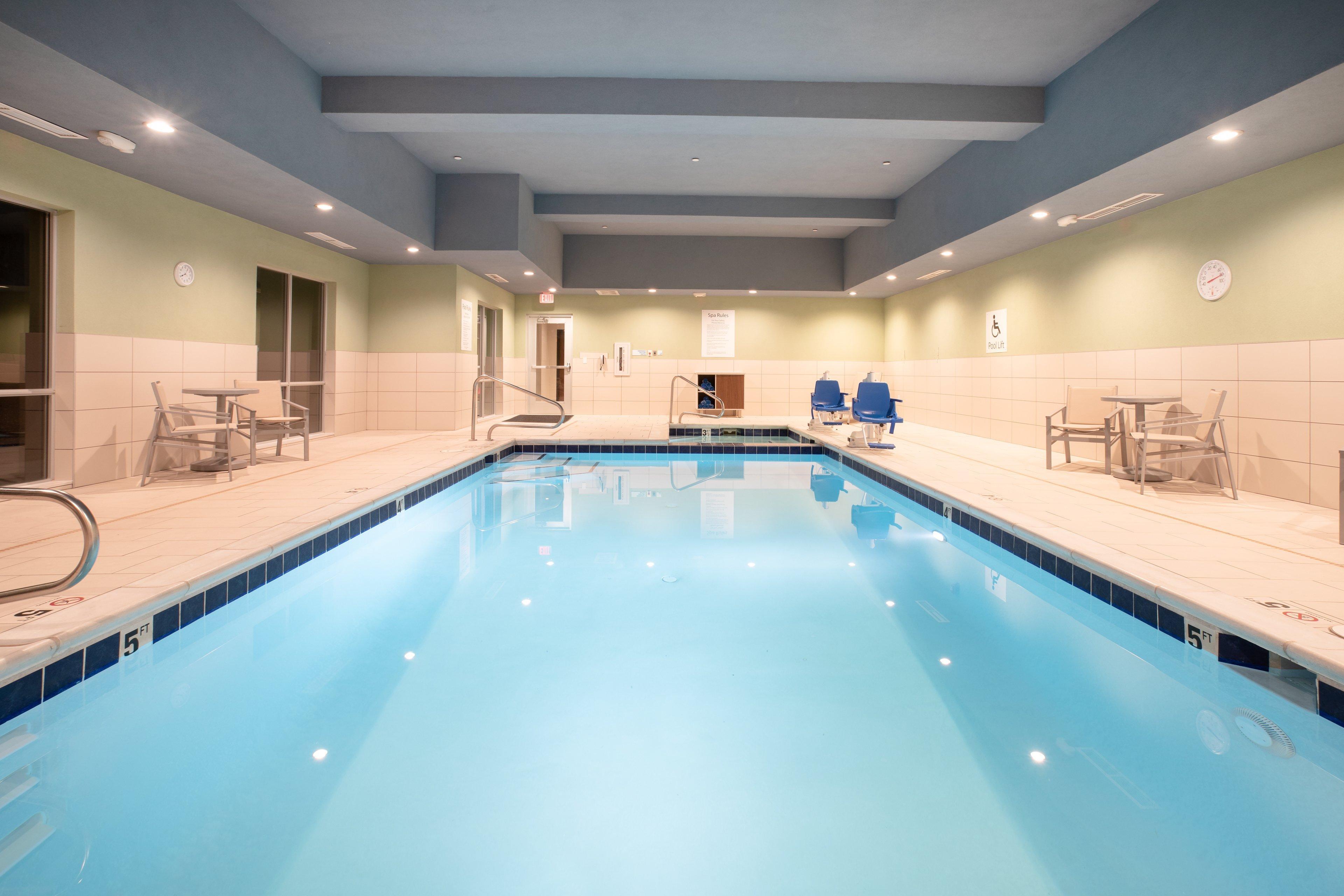 Holiday Inn Express & Suites - Sterling By Ihg Bagian luar foto