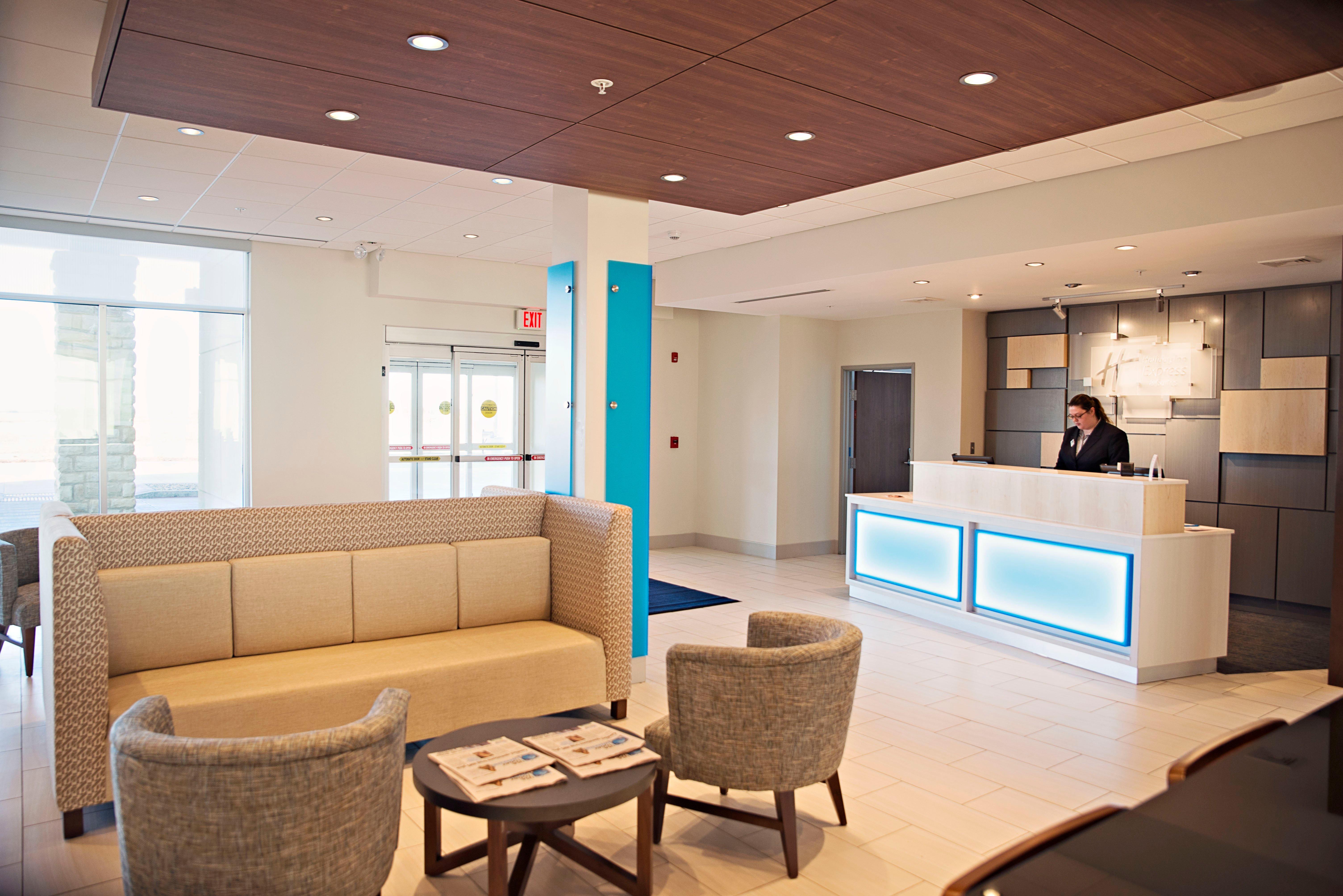 Holiday Inn Express & Suites - Sterling By Ihg Bagian luar foto